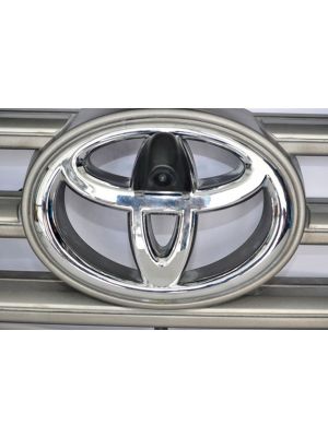 Hochwertige Front-Kamera für Toyota perfekt & unauffällig ins Front-Emblem integriert